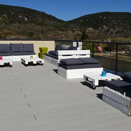 Les Terrasses Du Roc Ostello *