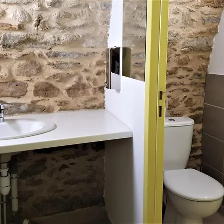 Albergue Les Terrasses Du Roc Saint-André-de-Roquepertuis