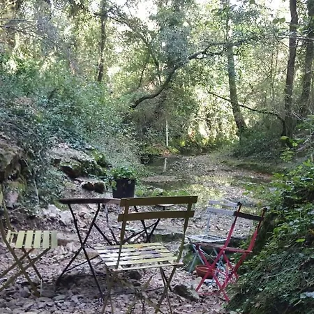 Ostello Les Terrasses Du Roc