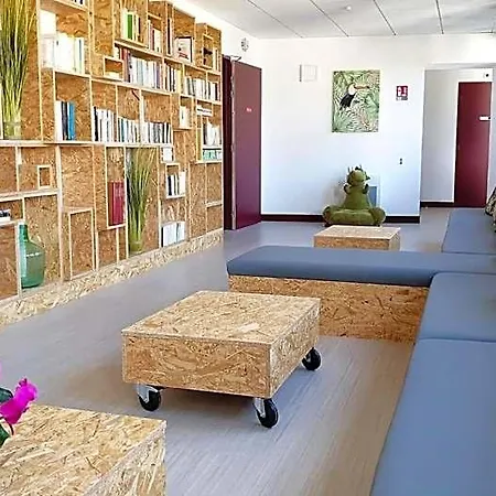 Les Terrasses Du Roc Hostel Saint-André-de-Roquepertuis