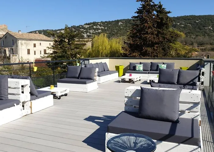 Hostel Les Terrasses Du Roc